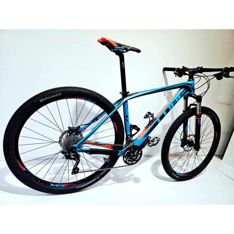 Cube Reaction Carbon L