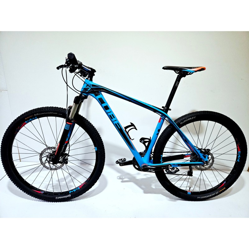 Cube Reaction Carbon L