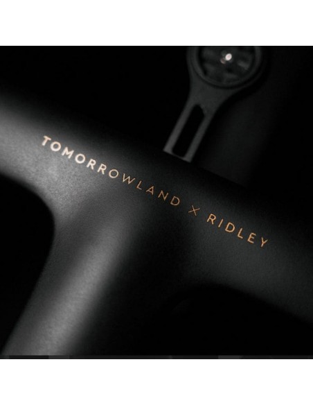 Bicicleta Gravel Aero Invenio Carbon - Tomorrowland Edition - GRX800