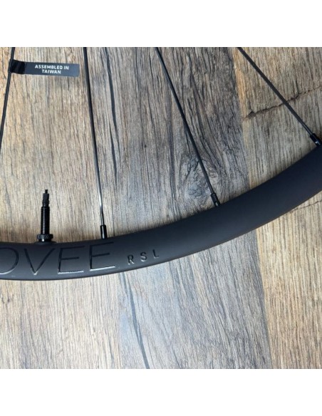 Juego de Ruedas Bontrager Kovee RSL 30 TLR Boost 29" - Carbono OCLV y DT Swiss 240