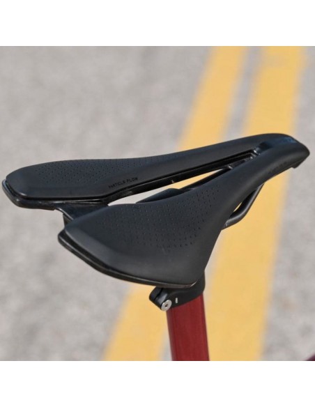 Sillín Giant Fleet SLR Carbono | Corto y Ergonómico