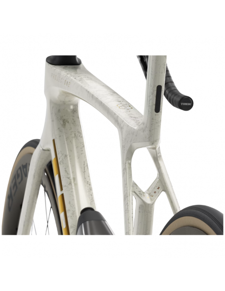 Trek Madone SLR 9 AXS Gen 8